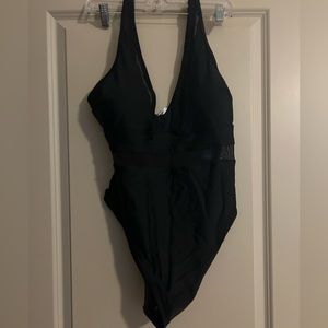 NWT Cupshe One Piece Swimsuit